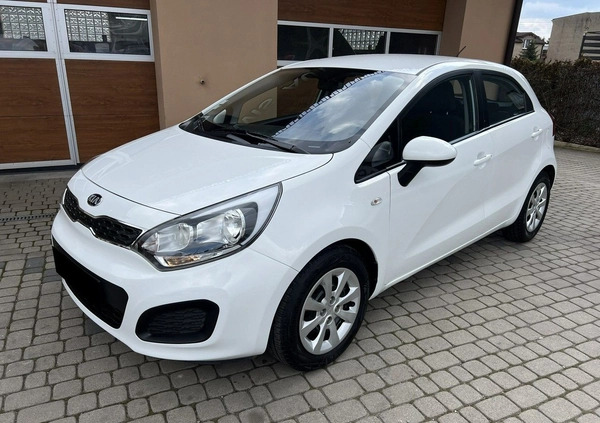 Kia Rio cena 27900 przebieg: 104000, rok produkcji 2012 z Poddębice małe 154